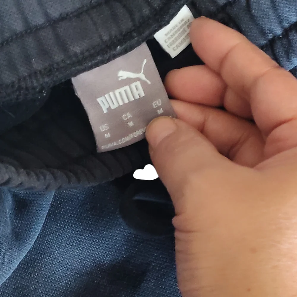 Puma Kids Charcoal Black Sweatpants - Picture 2 of 4